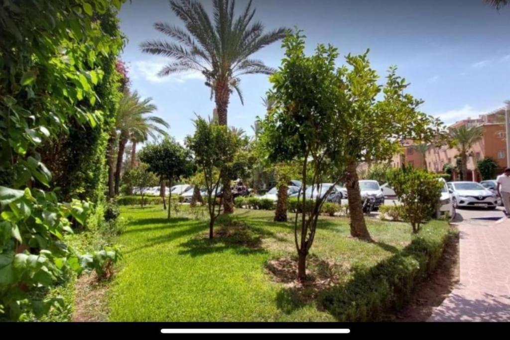 Riad Nolya Luxury Marrakech - Totalement Renove - Capacite Jusqu A 10 Lits Spacieux Marrákes Kültér fotó